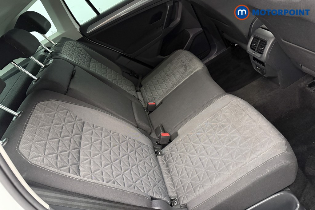 Volkswagen Tiguan Life Automatic Petrol SUV - Stock Number (1592834) - 28th supplementary image