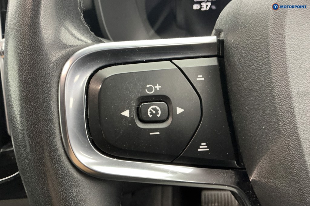 Volvo Xc40 Core Automatic Electric SUV - Stock Number (1593434) - 18th supplementary image