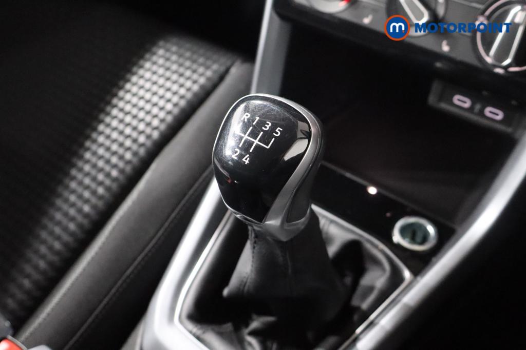 Volkswagen T-Cross Active Manual Petrol SUV - Stock Number (1593459) - 5th supplementary image