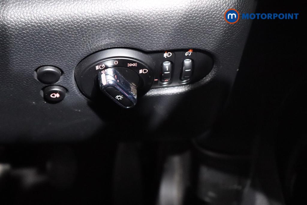 Mini Hatchback Cooper Classic Manual Petrol Hatchback - Stock Number (1593633) - 13th supplementary image