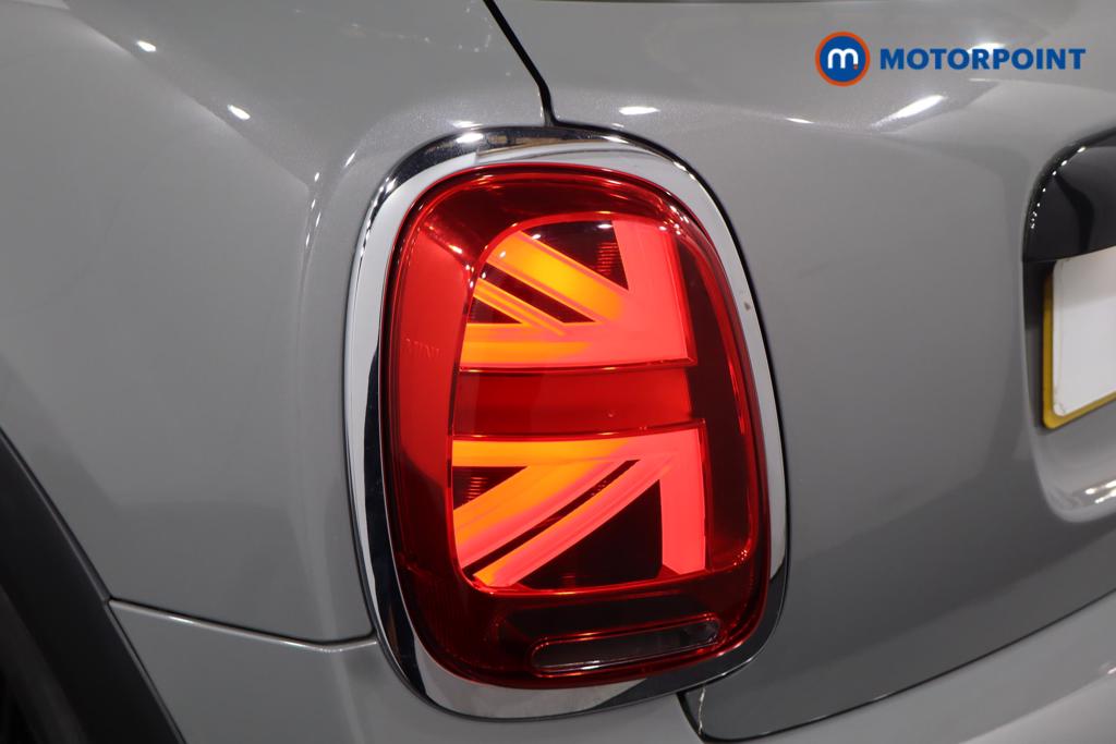 Mini Hatchback Cooper Classic Manual Petrol Hatchback - Stock Number (1593633) - 21st supplementary image