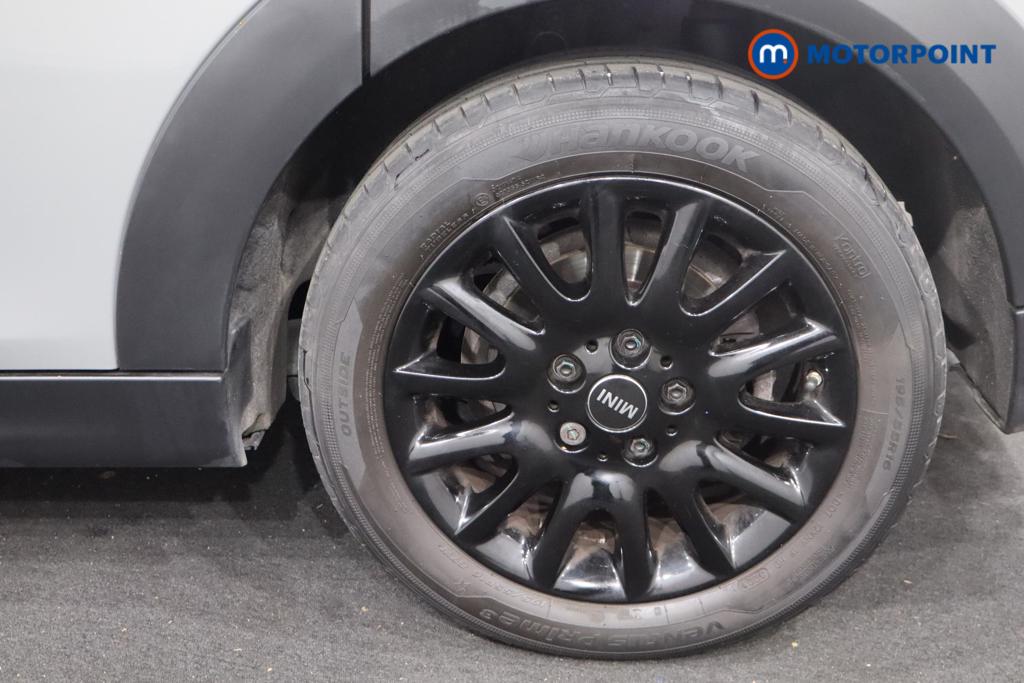 Mini Hatchback Cooper Classic Manual Petrol Hatchback - Stock Number (1593633) - 28th supplementary image