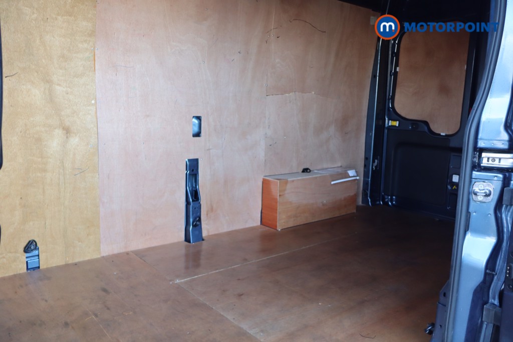 Ford Transit Limited Manual Diesel High Volume-High Roof Van - Stock Number (1594485) - 10th supplementary image