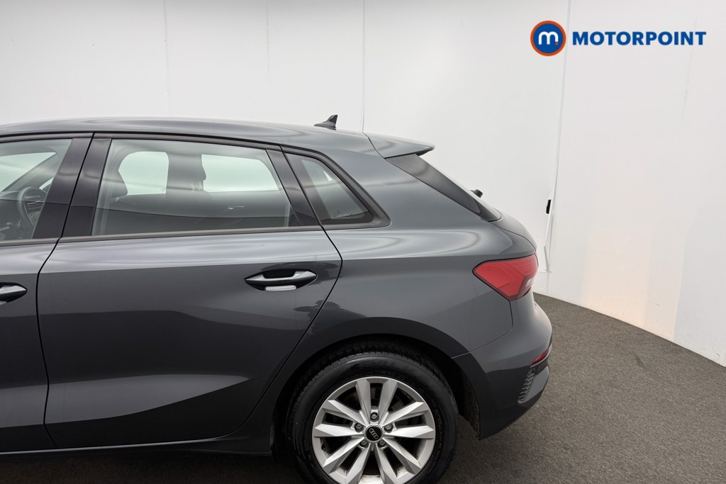 Audi A3 Technik Manual Petrol Hatchback - Stock Number (1594569) - 4th supplementary image