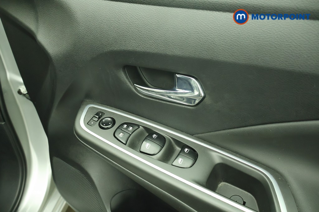 Nissan Micra Acenta Manual Petrol Hatchback - Stock Number (1594639) - 11th supplementary image