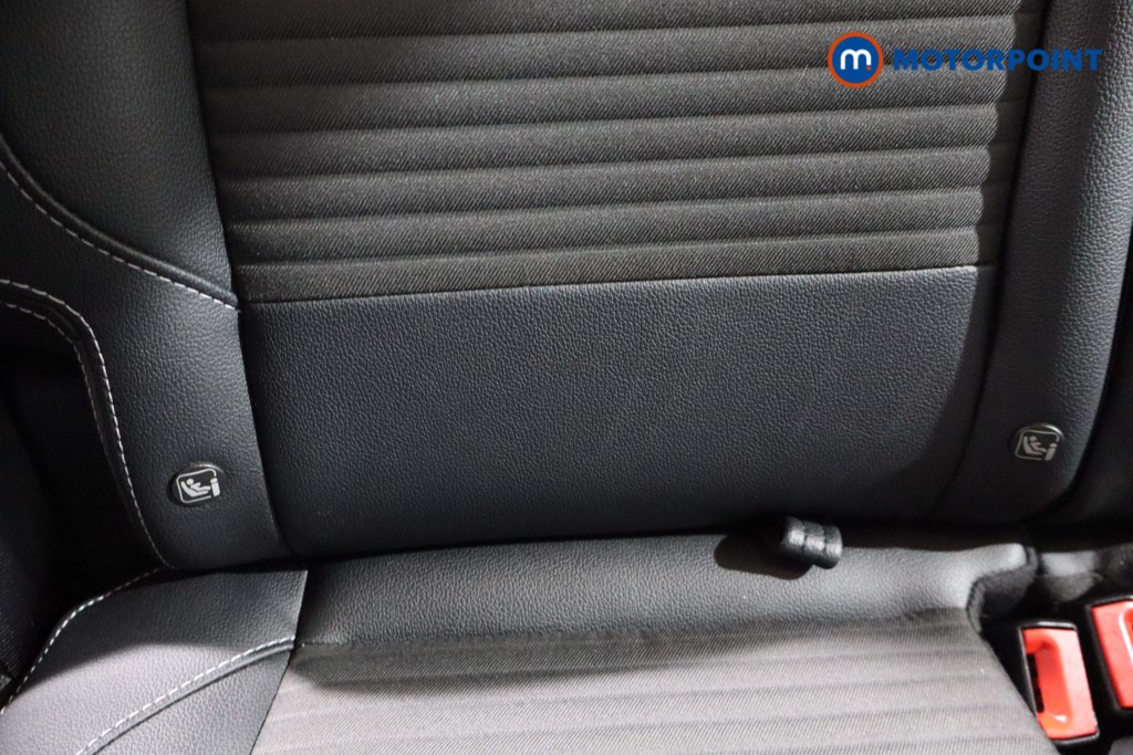 Ford Ecosport Titanium Manual Petrol SUV - Stock Number (1594684) - 26th supplementary image