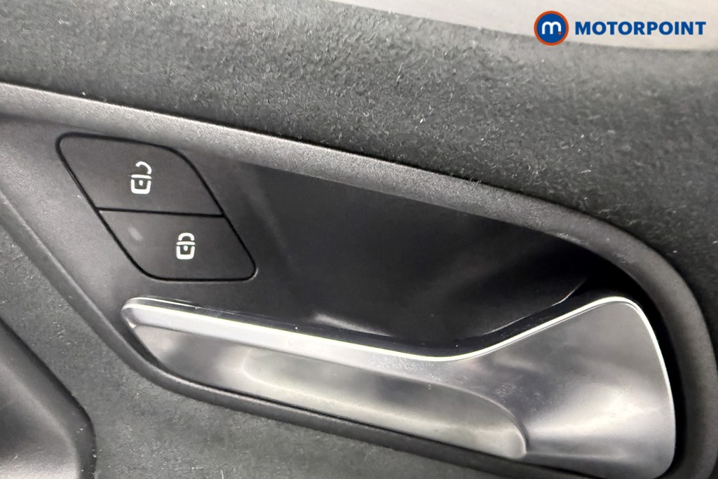 Mercedes-Benz A Class Amg Line Automatic Petrol Hatchback - Stock Number (1594761) - 10th supplementary image