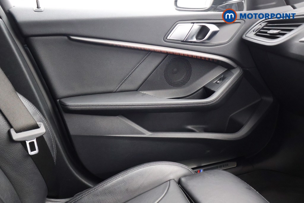 BMW 1 Series M Sport Manual Diesel Hatchback - Stock Number (1594865) - 8th supplementary image