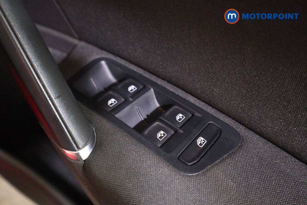 Volkswagen Golf SE Automatic Petrol Hatchback - Stock Number (1594931) - 12th supplementary image