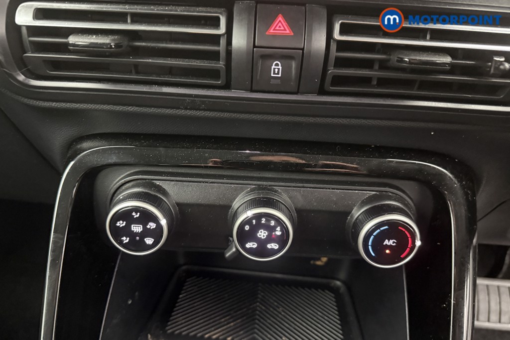 Citroen C3 Plus Automatic Electric Hatchback - Stock Number (1595002) - 14th supplementary image