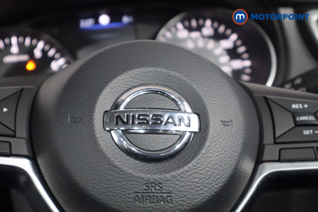 Nissan Qashqai N-Connecta Manual Petrol SUV - Stock Number (1595133) - 16th supplementary image