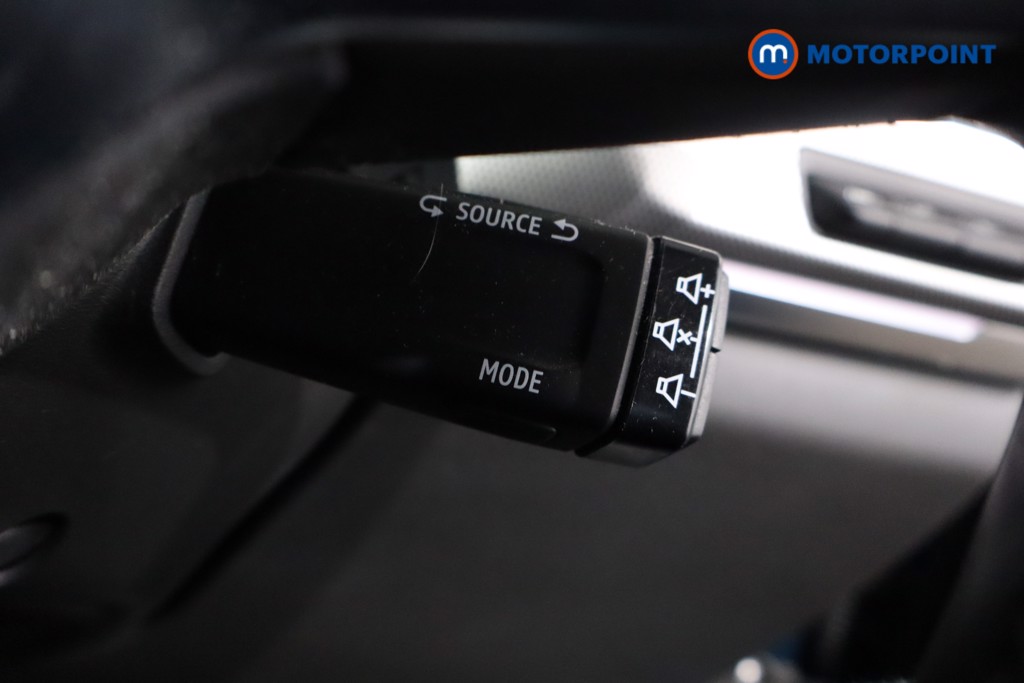Renault Arkana S Edition Automatic Petrol-Electric Hybrid SUV - Stock Number (1595217) - 20th supplementary image