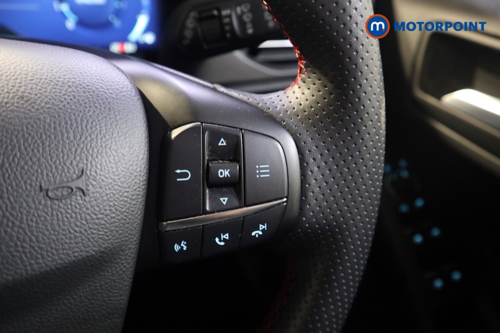 Ford Focus St-Line Vignale Manual Petrol Hatchback - Stock Number (1595244) - 4th supplementary image