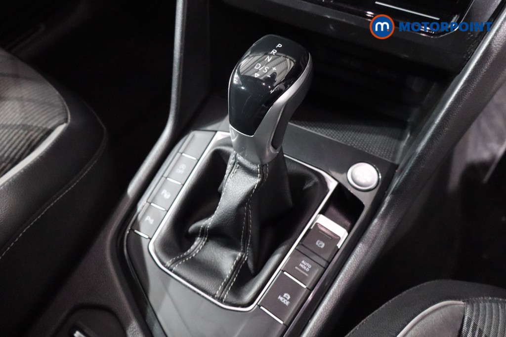 Volkswagen Tiguan R-Line Automatic Petrol SUV - Stock Number (1595283) - 14th supplementary image