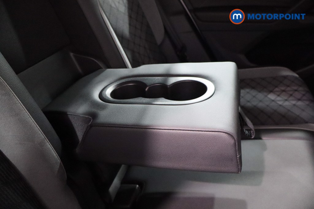 Volkswagen Tiguan R-Line Automatic Petrol SUV - Stock Number (1595283) - 28th supplementary image