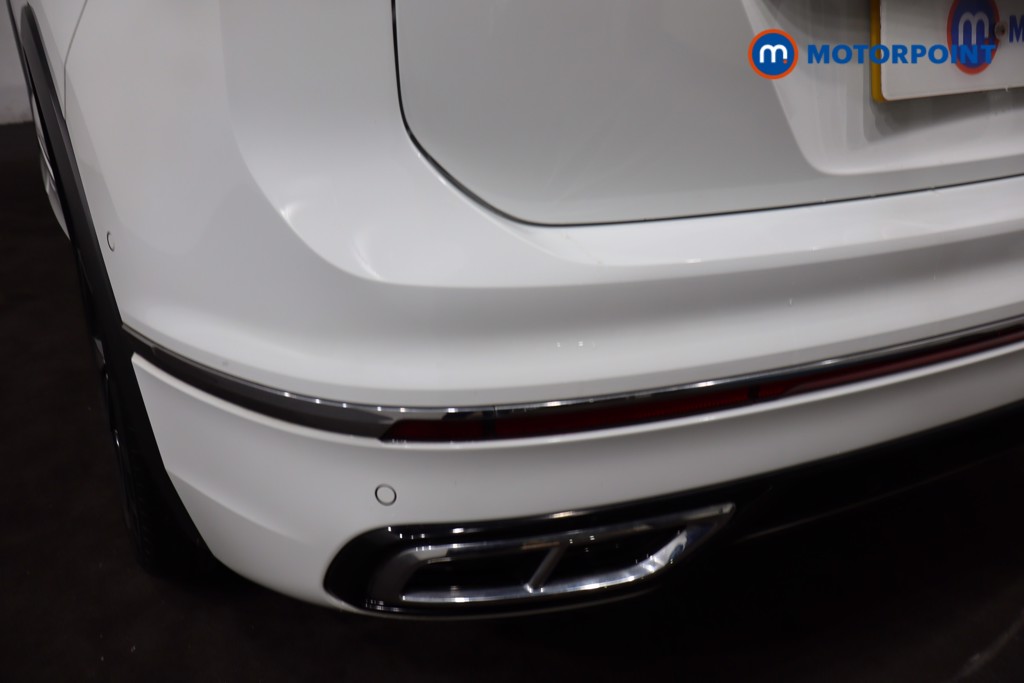 Volkswagen Tiguan R-Line Automatic Petrol SUV - Stock Number (1595283) - 36th supplementary image