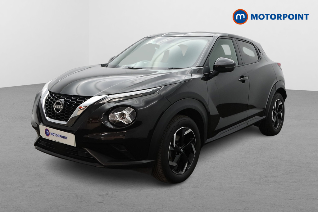 Nissan Juke N-Connecta Automatic Petrol SUV - Stock Number (1595560) - Passenger side front corner