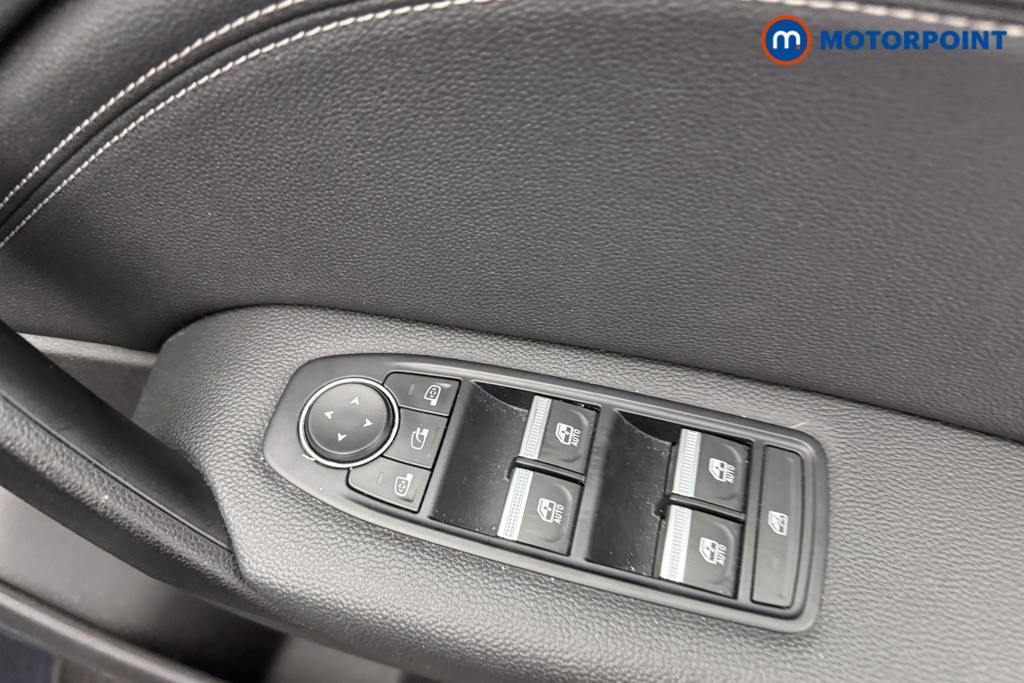 Renault Captur Techno Manual Petrol SUV - Stock Number (1595590) - 10th supplementary image