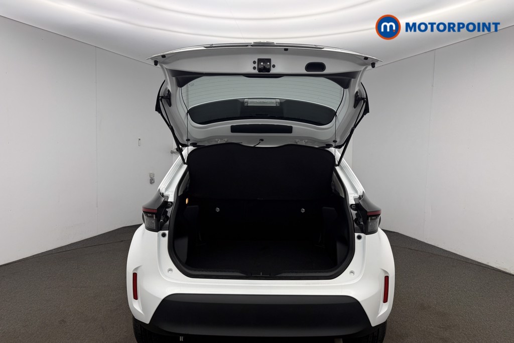 Toyota Yaris Cross Icon Automatic Petrol-Electric Hybrid Estate - Stock Number (1595717) - 19th supplementary image