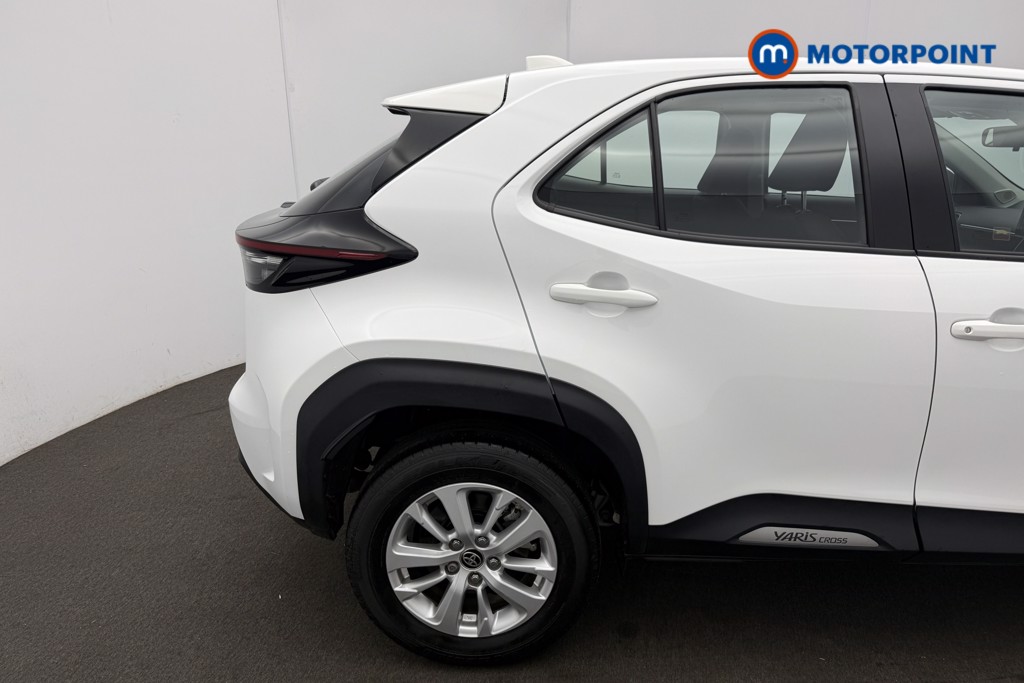 Toyota Yaris Cross Icon Automatic Petrol-Electric Hybrid Estate - Stock Number (1595718) - 8th supplementary image