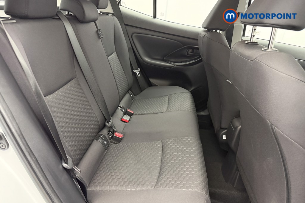 Toyota Yaris Cross Icon Automatic Petrol-Electric Hybrid Estate - Stock Number (1595718) - 19th supplementary image