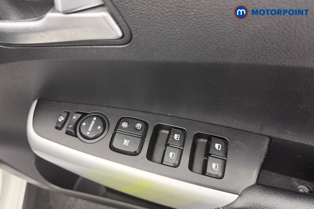 KIA Picanto X-Line Automatic Petrol Hatchback - Stock Number (1595740) - 11th supplementary image