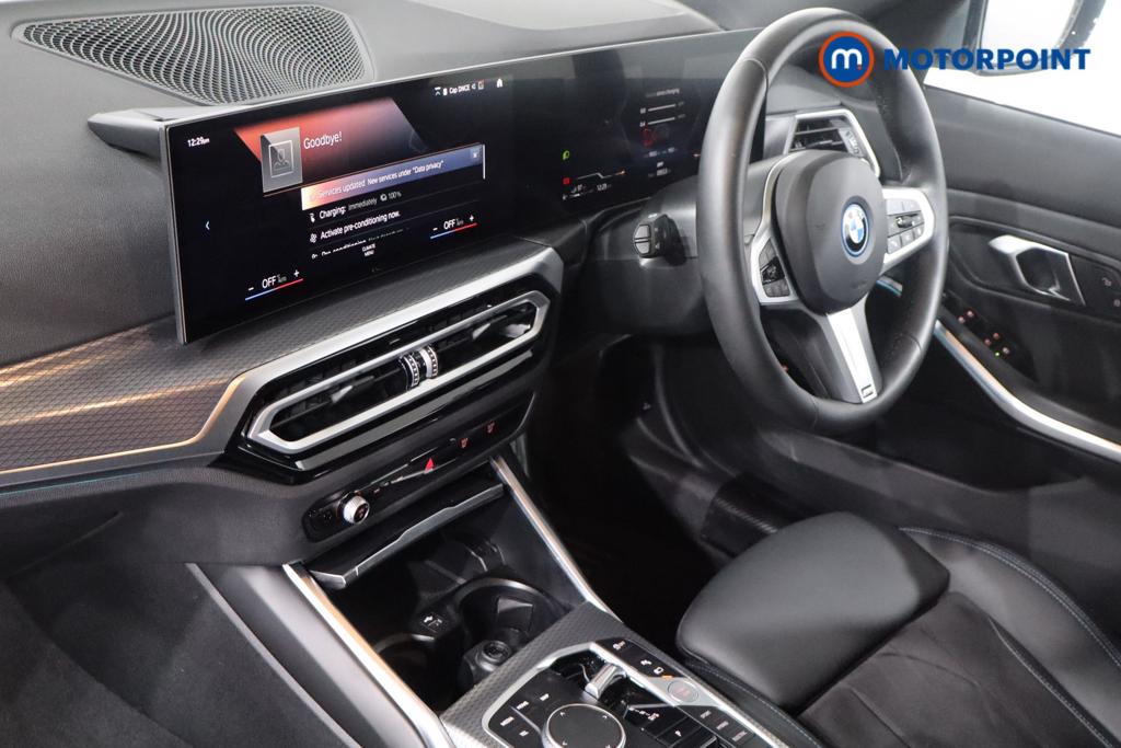 BMW 3 Series M Sport Automatic Petrol Plug-In Hybrid Estate - Stock Number (1595975) - 21st supplementary image