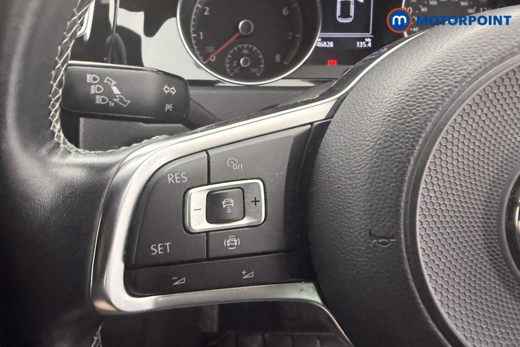 Volkswagen Golf R-Line Manual Petrol Hatchback - Stock Number (1596171) - 14th supplementary image