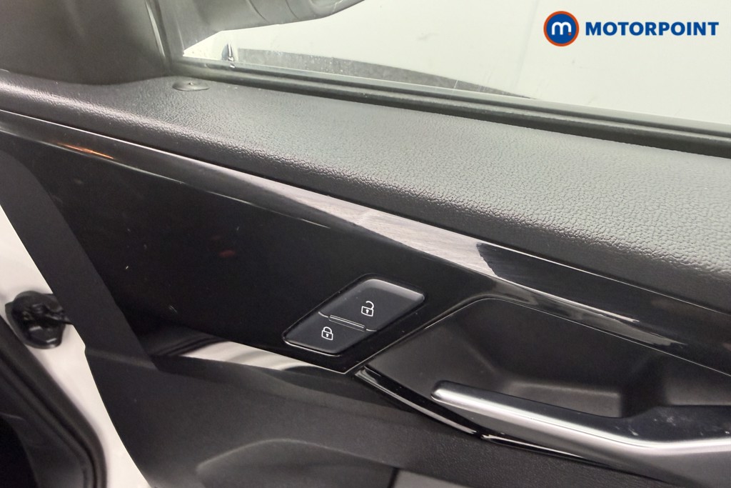 Audi A1 Technik Manual Petrol Hatchback - Stock Number (1596226) - 11th supplementary image