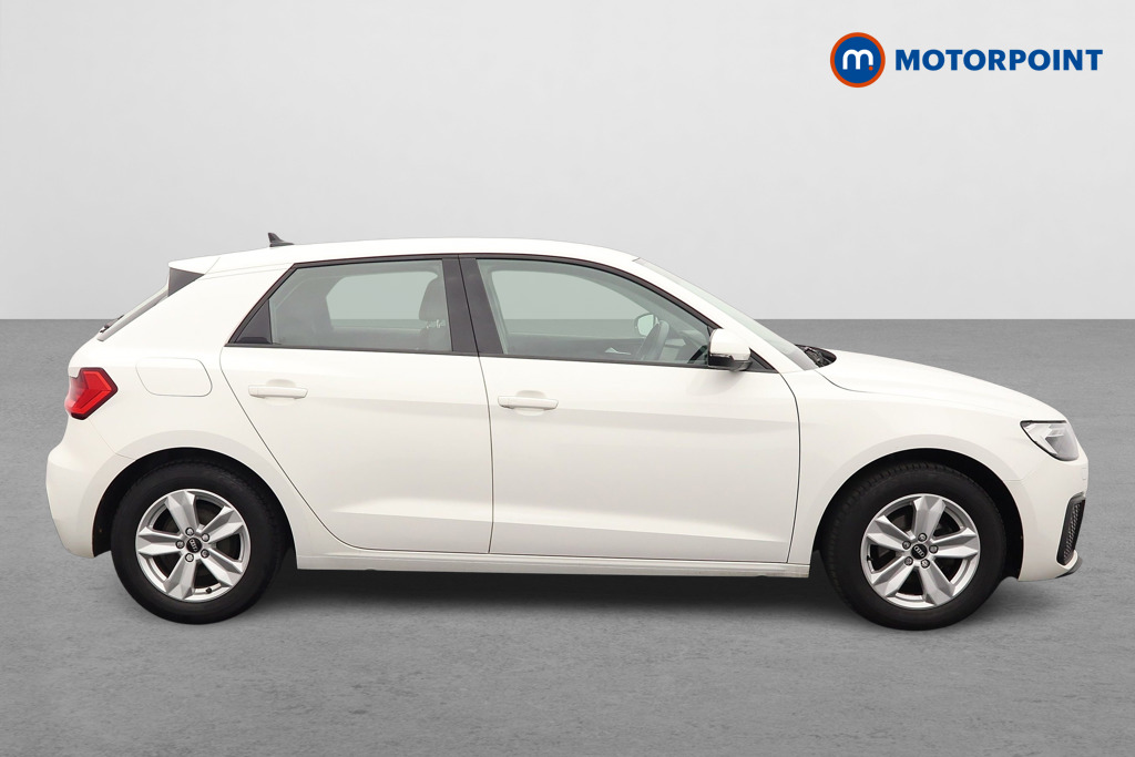 Audi A1 Technik Manual Petrol Hatchback - Stock Number (1596226) - Drivers side