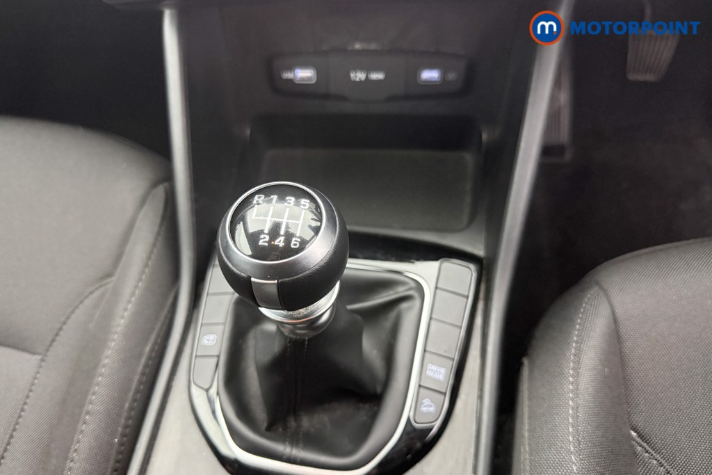 Hyundai Tucson Se Connect Manual Petrol SUV - Stock Number (1596522) - 15th supplementary image