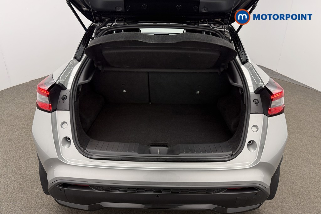 Nissan Juke Tekna-Plus Automatic Petrol SUV - Stock Number (1596938) - 17th supplementary image