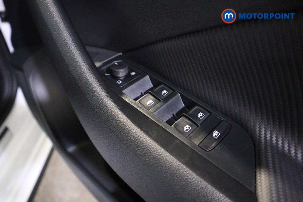 Skoda Kamiq Monte Carlo Edition Automatic Petrol SUV - Stock Number (1596999) - 13th supplementary image