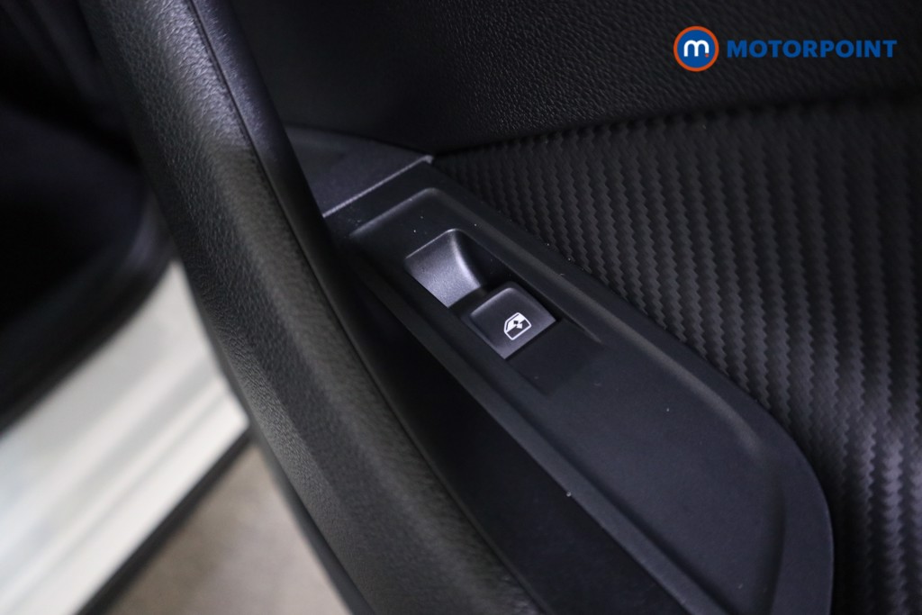 Skoda Kamiq Monte Carlo Edition Automatic Petrol SUV - Stock Number (1596999) - 19th supplementary image