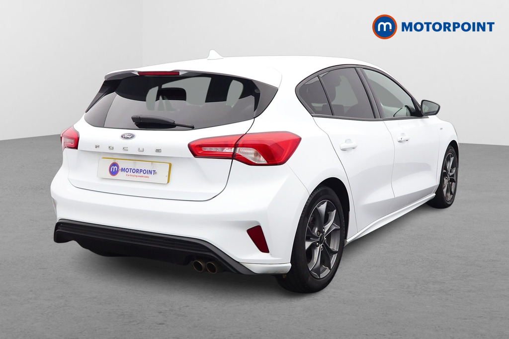 Ford Focus St-Line Manual Petrol Hatchback - Stock Number (1597189) - Drivers side rear corner