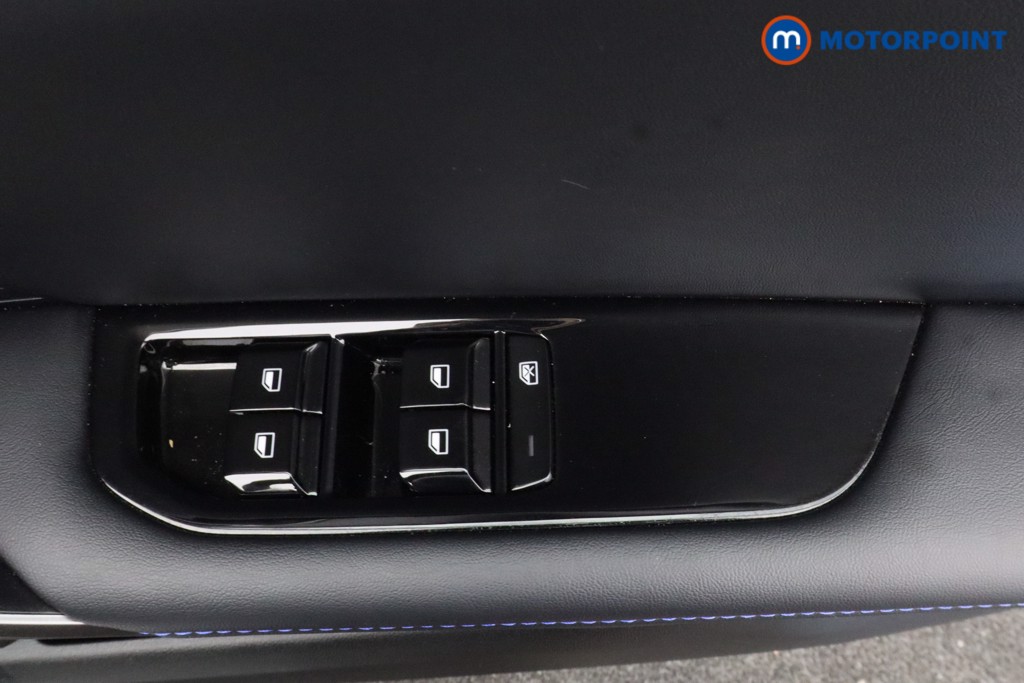 Mg Motor Uk MG4 Trophy Automatic Electric SUV - Stock Number (1597275) - 13th supplementary image