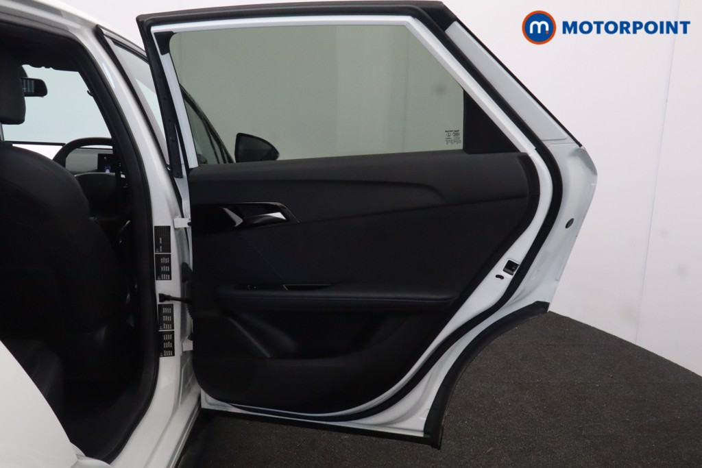 Mg Motor Uk MG4 Trophy Automatic Electric SUV - Stock Number (1597275) - 16th supplementary image