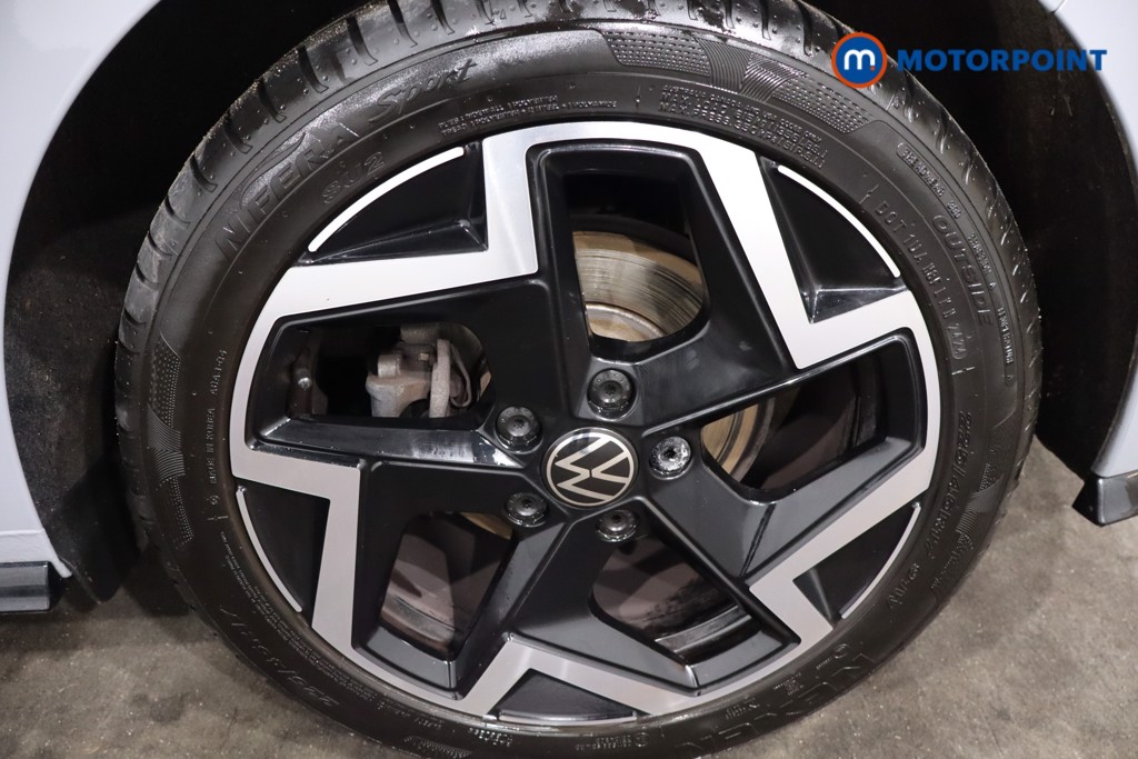 Volkswagen Golf R-Line Manual Petrol Hatchback - Stock Number (1597323) - 12th supplementary image