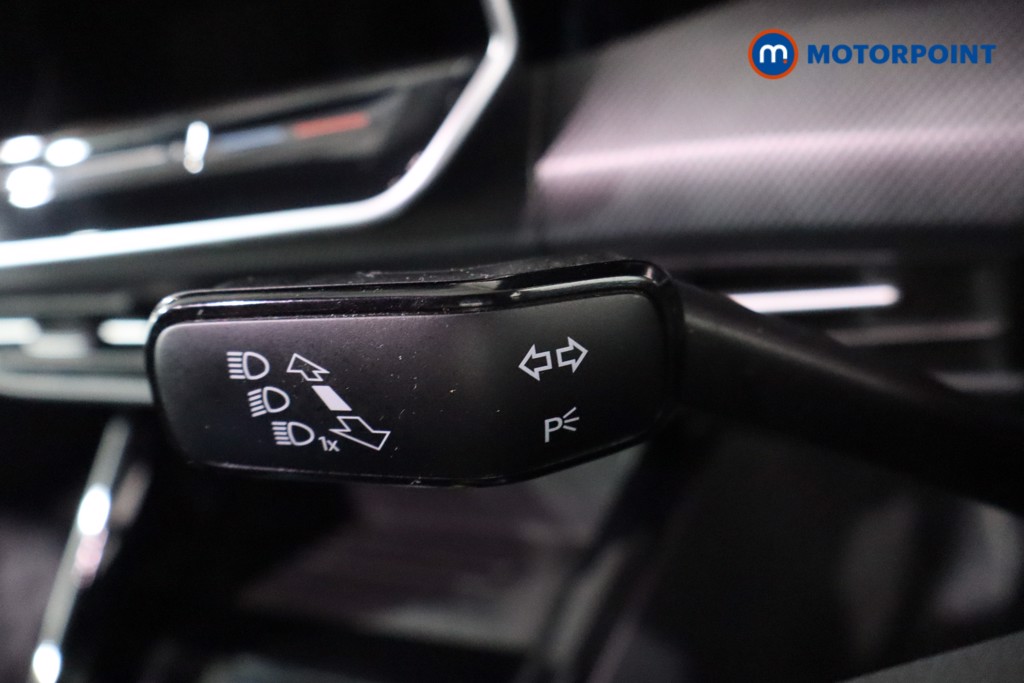 Volkswagen Golf R-Line Manual Petrol Hatchback - Stock Number (1597323) - 19th supplementary image