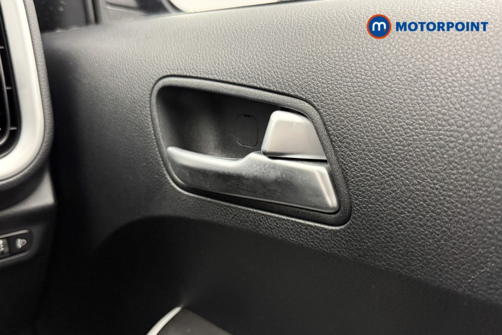 KIA Picanto X-Line S Automatic Petrol Hatchback - Stock Number (1597540) - 35th supplementary image