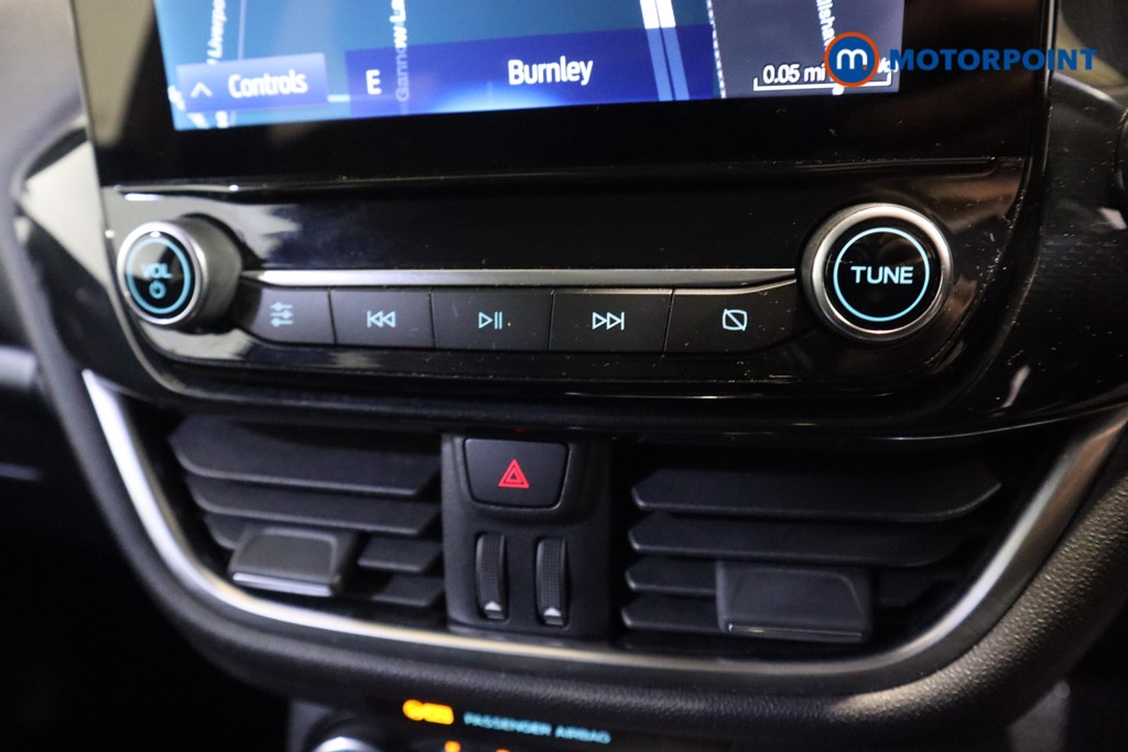 Ford Fiesta Active X Edition Manual Petrol Hatchback - Stock Number (1597603) - 5th supplementary image
