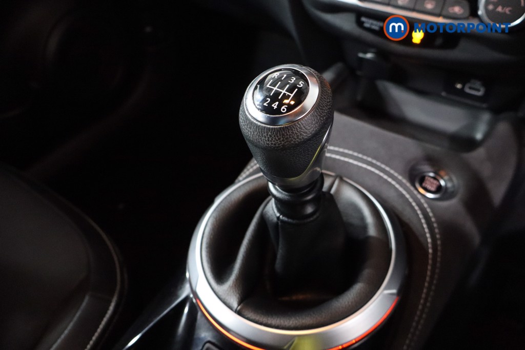 Nissan Juke Tekna-Plus Manual Petrol SUV - Stock Number (1597670) - 14th supplementary image