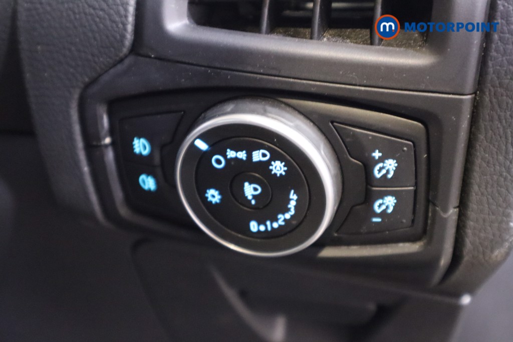 Ford Focus Titanium Manual Petrol Hatchback - Stock Number (1597716) - 13th supplementary image