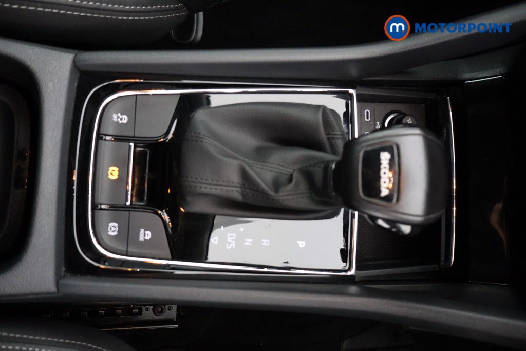 Skoda Karoq Se L Automatic Petrol SUV - Stock Number (1597849) - 7th supplementary image