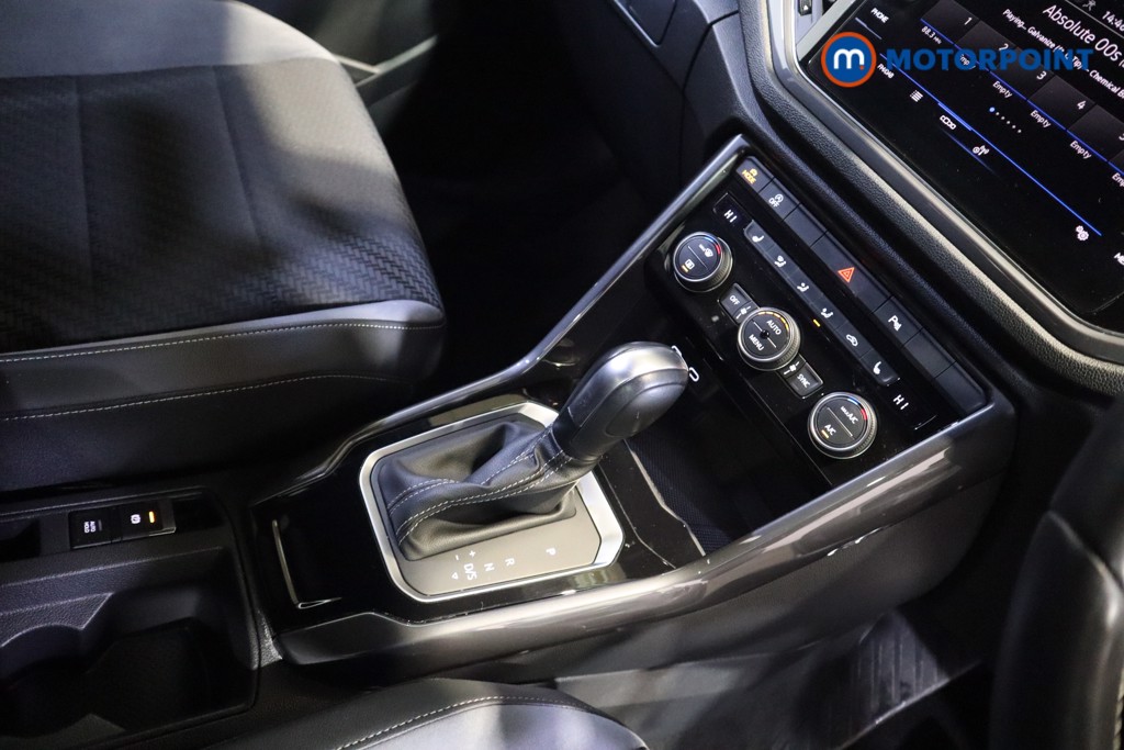 Volkswagen T-Roc R-Line Automatic Petrol SUV - Stock Number (1597858) - 7th supplementary image