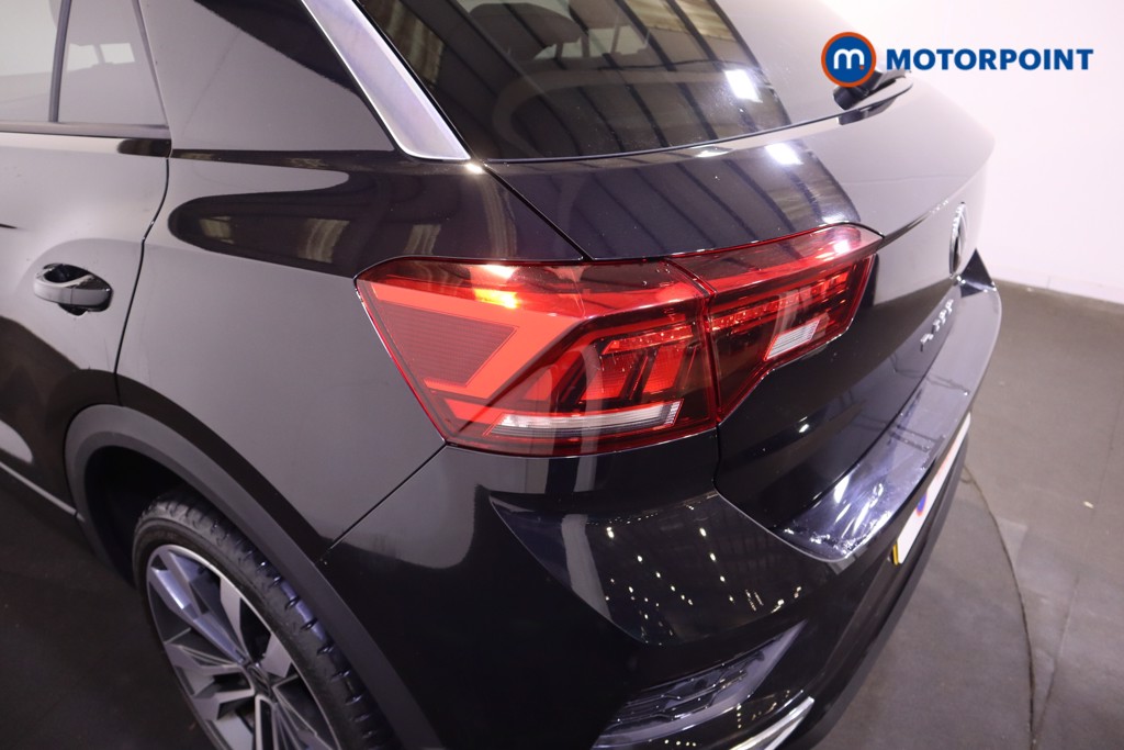 Volkswagen T-Roc R-Line Automatic Petrol SUV - Stock Number (1597858) - 29th supplementary image