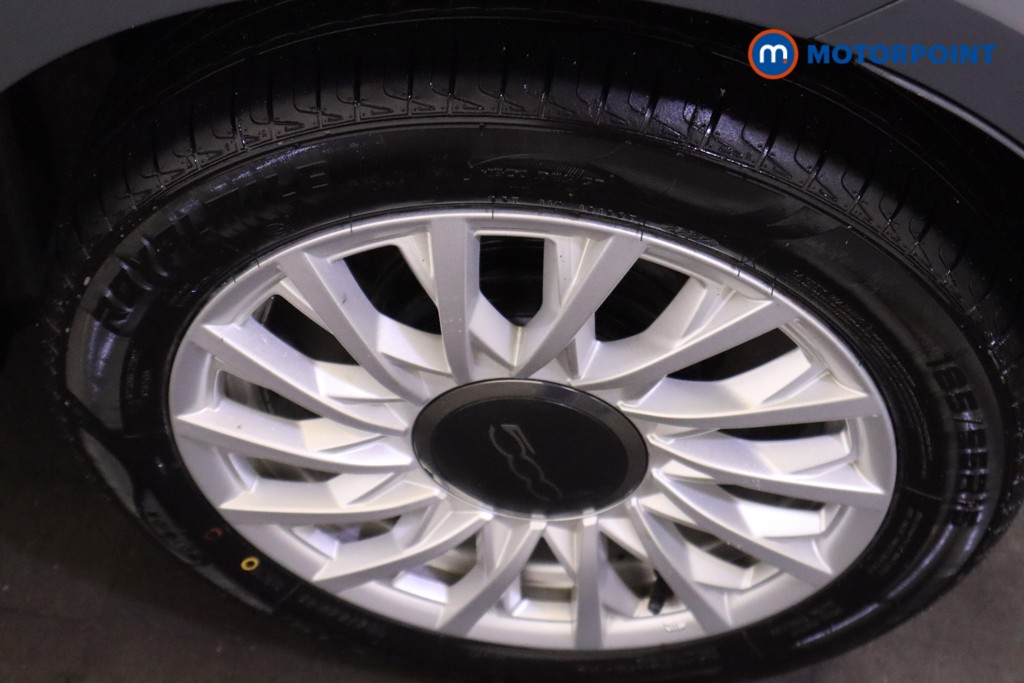 Fiat 500 Lounge Manual Petrol Hatchback - Stock Number (1597966) - 9th supplementary image