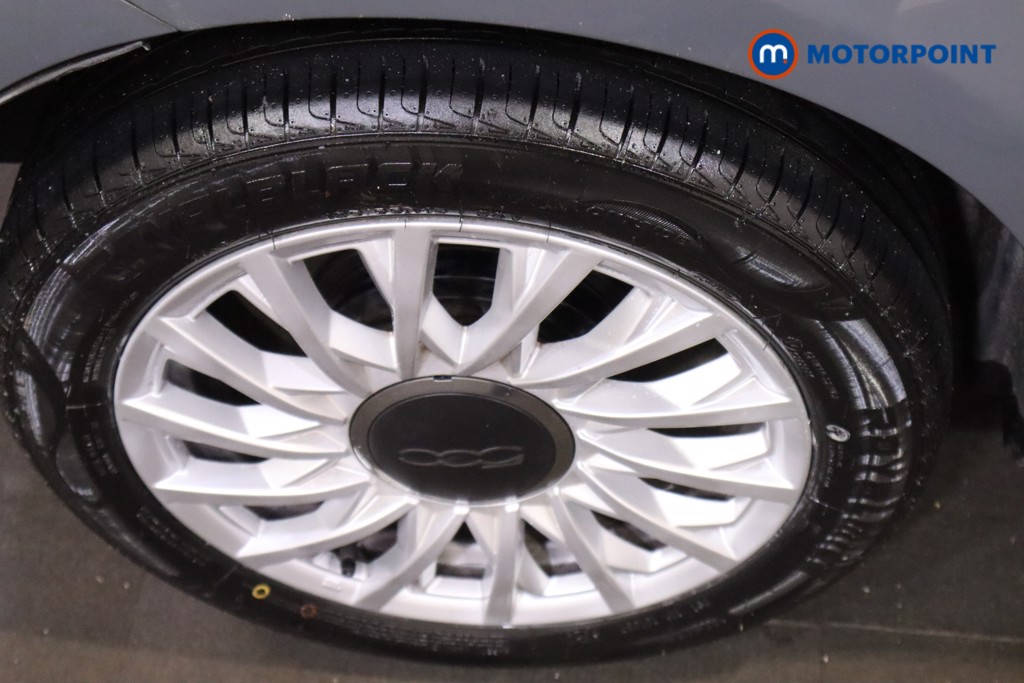 Fiat 500 Lounge Manual Petrol Hatchback - Stock Number (1597966) - 12th supplementary image