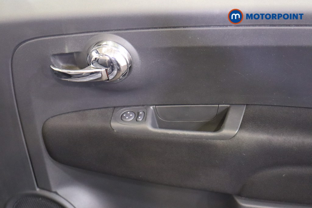 Fiat 500 Lounge Manual Petrol Hatchback - Stock Number (1597966) - 14th supplementary image