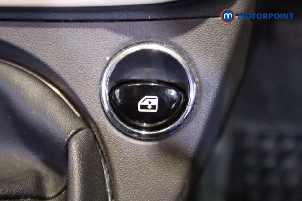 Fiat 500 Lounge Manual Petrol Hatchback - Stock Number (1597966) - 20th supplementary image